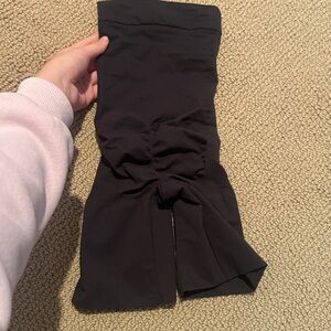 NWOT black skims tummy tuck high waisted shapers booty lift shorts size xs